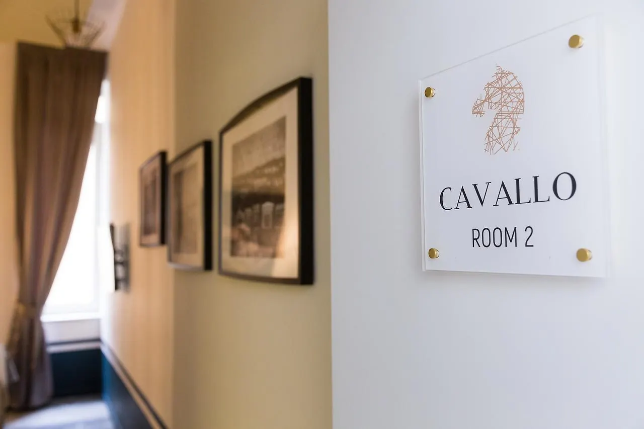 Il Salotto Della Regina Hotell Neapel Italien