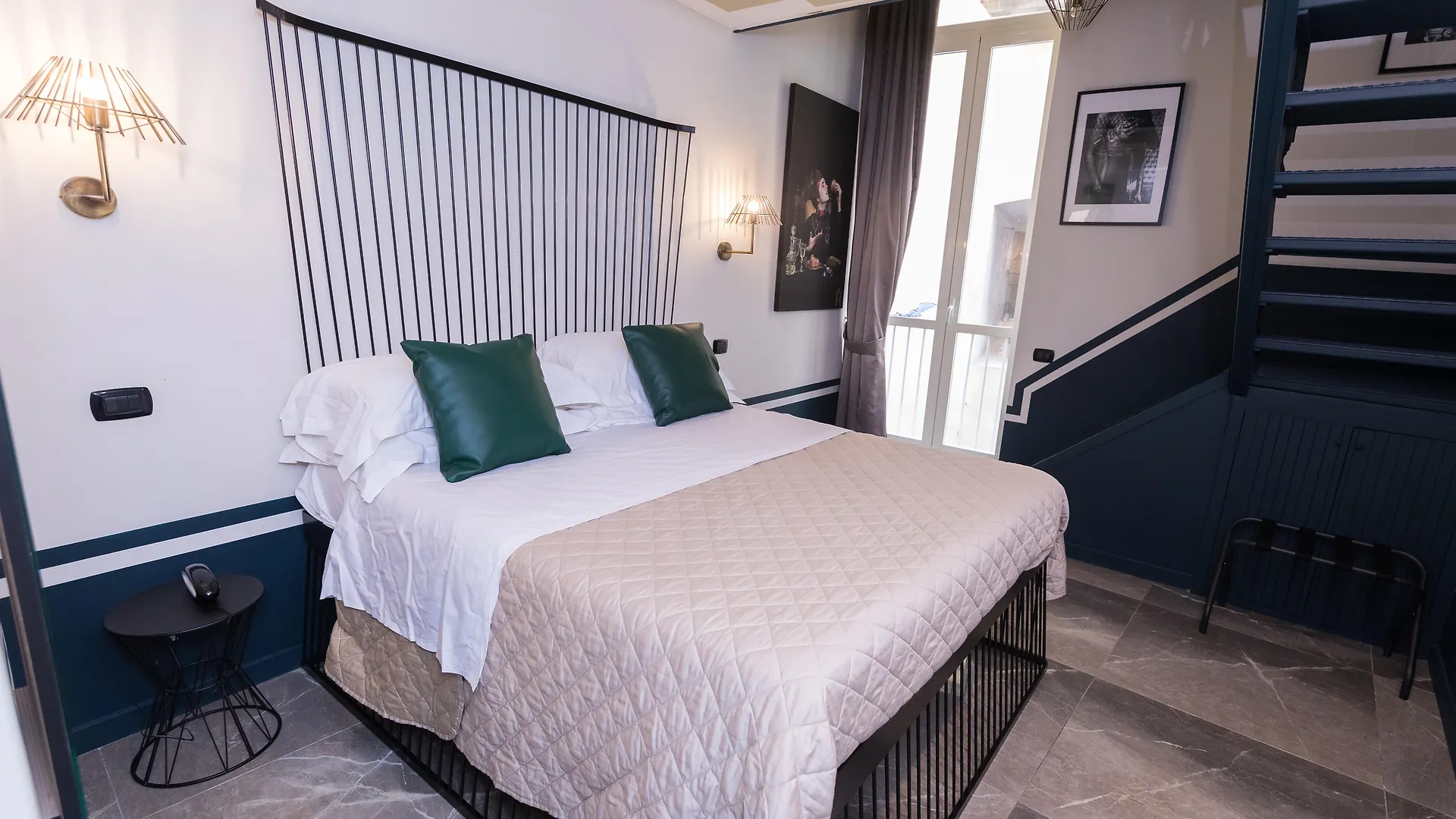 Il Salotto Della Regina Hotel Naples Italy