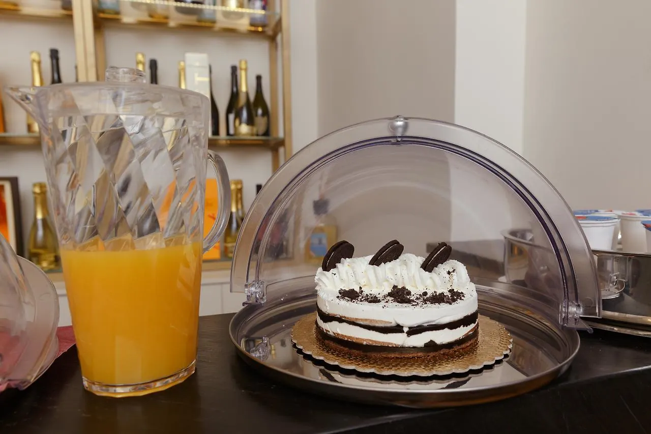 Il Salotto Della Regina Hotel Naples Italy